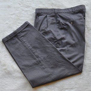 NWOT Hunt Club wrinkle-free cotton trousers 36x32.